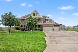 4634 Red Fox Cir, Baytown, TX 77523 - Photo 2
