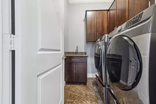 1033 Herkimer St, Houston, TX 77008 - Photo 22