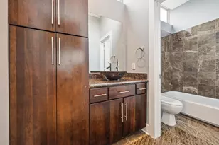 1033 Herkimer St, Houston, TX 77008 - Photo 20