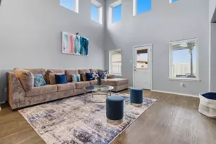 935 Bright Lotus Ln, Rosharon, TX 77583 - Photo 4