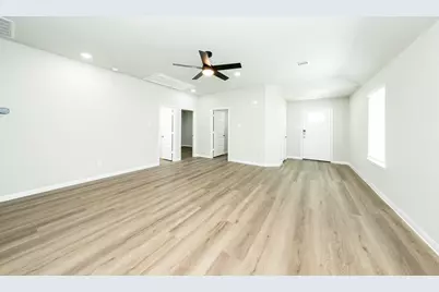 14015 Mount Hunter Drive, Willis, TX 77318 - Photo 4