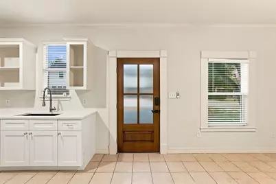 1201 Cordell Street, Houston, TX 77009 - Photo 2