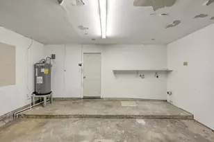 212 Oxford Dr, Conroe, TX 77303 - Photo 22