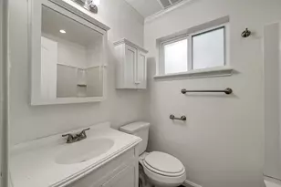 212 Oxford Dr, Conroe, TX 77303 - Photo 16