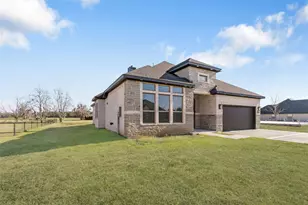 208 Silverleaf Rd, Sweeny, TX 77480 - Photo 4