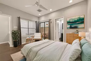 204 Marshall St, Houston, TX 77006 - Photo 16
