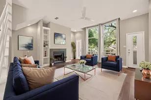 204 Marshall St, Houston, TX 77006 - Photo 2