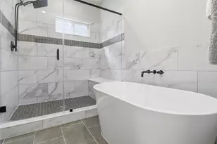 5208 Pinemont Creek Ln, Houston, TX 77018 - Photo 28