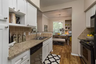 10440 Deerwood #02-0215, Houston, TX 77042 - Photo 4