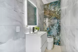 9208 W Bay Rd, Galveston, TX 77554 - Photo 20