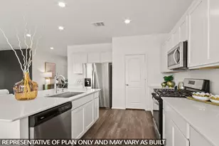 201 Homestead Ct, Dayton, TX 77535 - Photo 6