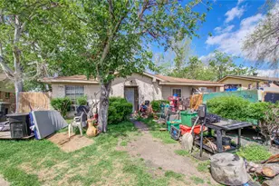 5011 Cresthaven Cir, Houston, TX 77048 - Photo 2