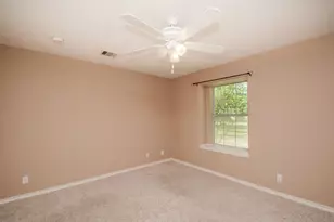 547 Sandra Ct, Conroe, TX 77302 - Photo 28