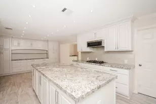 547 Sandra Ct, Conroe, TX 77302 - Photo 14