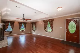 547 Sandra Ct, Conroe, TX 77302 - Photo 10