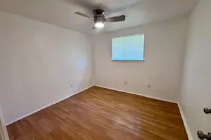 2006 Seagate Ln, Houston, TX 77062 - Photo 18