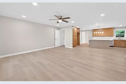 1341 Conrad Sauer Drive, Houston, TX 77043 - Photo 4