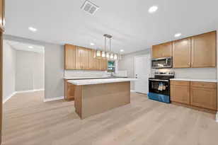 1341 Conrad Sauer Dr, Houston, TX 77043 - Photo 6