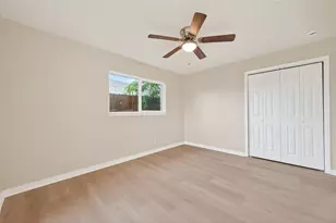 1341 Conrad Sauer Dr, Houston, TX 77043 - Photo 18