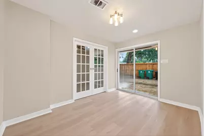 1341 Conrad Sauer Drive, Houston, TX 77043 - Photo 12