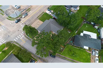 1341 Conrad Sauer Drive, Houston, TX 77043 - Photo 34