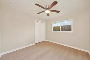 1341 Conrad Sauer Dr, Houston, TX 77043 - Photo 14