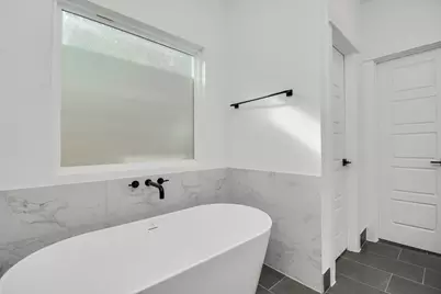 778 W Tidwell Road #H, Houston, TX 77091 - Photo 22