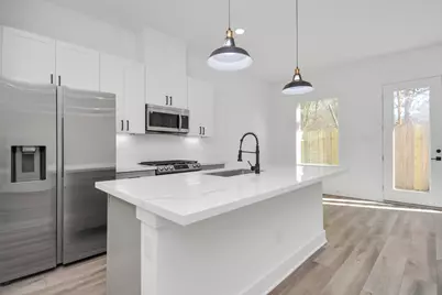 778 W Tidwell Road #H, Houston, TX 77091 - Photo 8