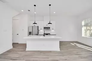 778 W Tidwell Rd, Houston, TX 77091 - Photo 6