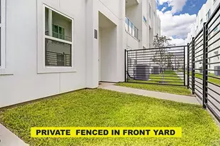 2105 Engelmohr St, Houston, TX 77054 - Photo 2