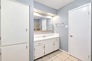 12730 Eastbrook Dr, Houston, TX 77013 - Photo 20