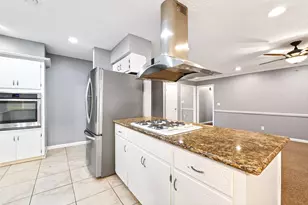 12730 Eastbrook Dr, Houston, TX 77013 - Photo 10