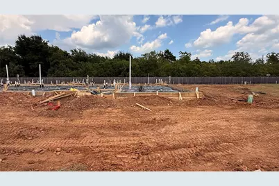 2407 Seven Oaks Boulevard #16, Tomball, TX 77375 - Photo 2