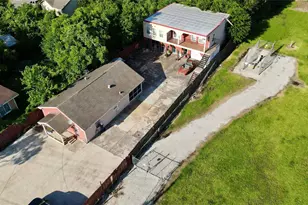 9944 E Hardy Rd, Houston, TX 77093 - Photo 42