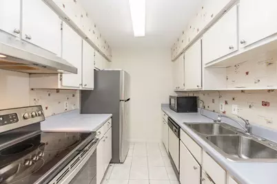 1900 Bay Area Boulevard #250, Houston, TX 77058 - Photo 10