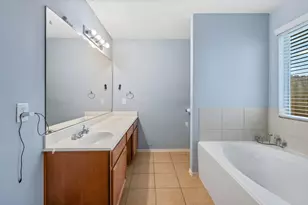 2419 Alcove Foster Ct, Fresno, TX 77545 - Photo 14