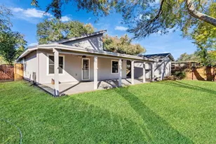 32 Sarita Rd, Angleton, TX 77515 - Photo 22