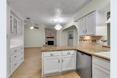 32 Sarita Road, Angleton, TX 77515 - Photo 16