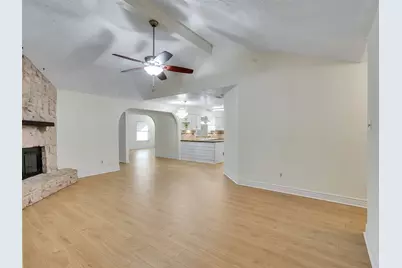 32 Sarita Road, Angleton, TX 77515 - Photo 4