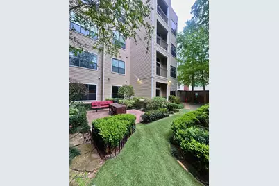 2700 Brazos Street #4417, Houston, TX 77006 - Photo 20