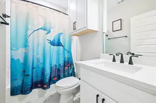 10974 Hewitt Cliff Ln, Houston, TX 77043 - Photo 18