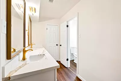 15207 Pleasant Valley Road, Houston, TX 77062 - Photo 30