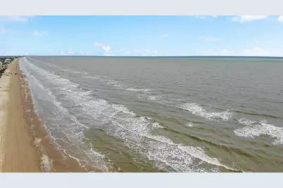 1117 Blue Water Drive, Crystal Beach, TX 77650 - Photo 8