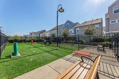 10930 Brambling Wood Drive, Houston, TX 77043 - Photo 44