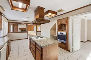 16014 Southampton Dr, Spring, TX 77379 - Photo 12