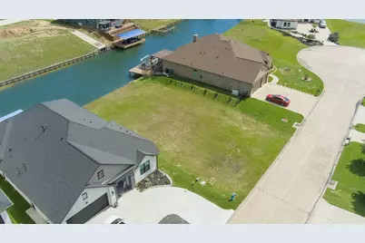 12546 St Louis Court, Willis, TX 77318 - Photo 6
