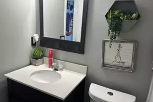 919 Sam Houston St, Liberty, TX 77575 - Photo 4