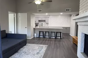 10555 Turtlewood Ct, Houston, TX 77072 - Photo 1