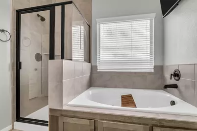 5338 Cj Walker Lane, Houston, TX 77048 - Photo 22