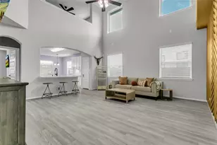 5338 CJ Walker Ln, Houston, TX 77048 - Photo 6